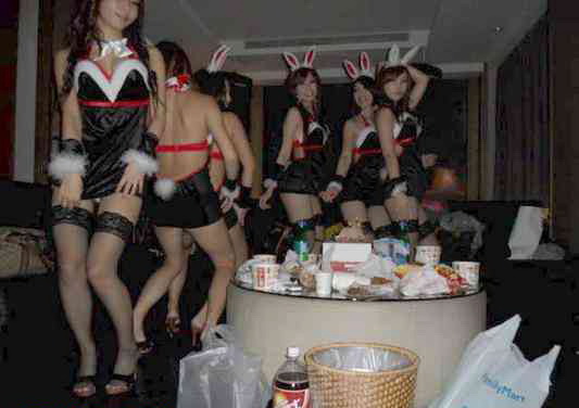 �����ع�ѧ���þƵ����ȫ��(��ͼ)